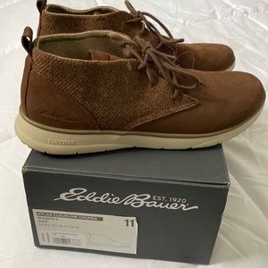 Chukka booties
